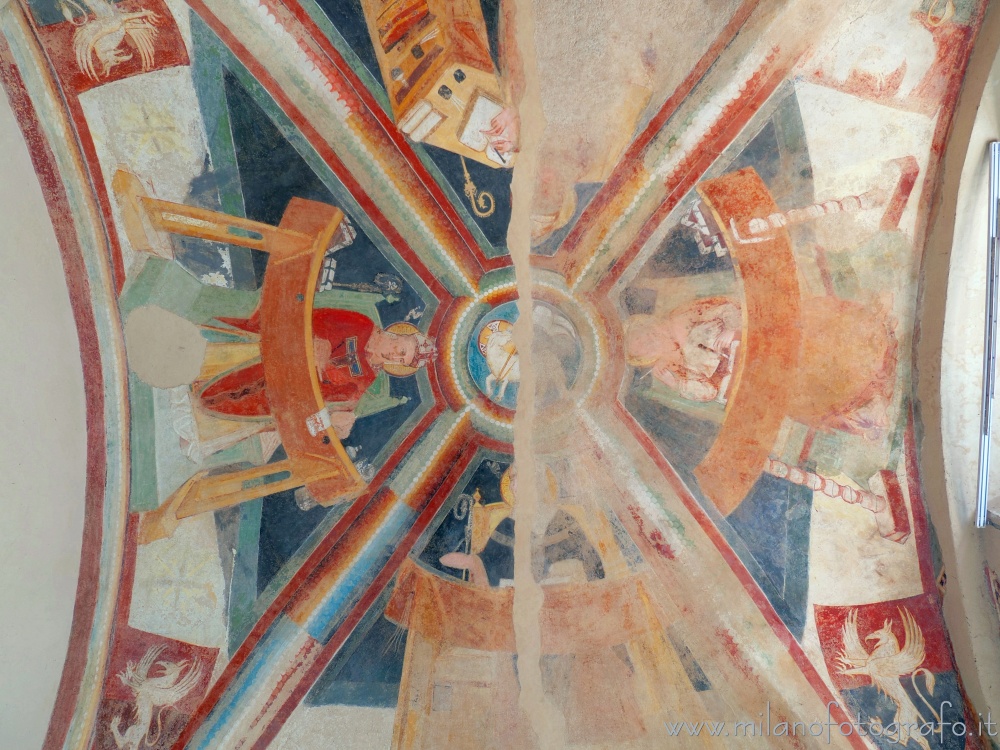 Vimercate (Monza e Brianza, Italy) - Frescoes of the fourteenth century on the ceiling of the sacristy of the Church of Santo Stefano